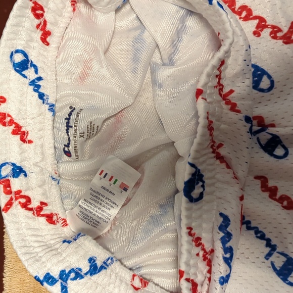 Kids Champion Shorts XL - Picture 2 of 2